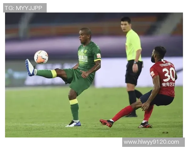 重庆足球队与北京足球队赛后复盘解析比赛节奏与关键时刻表现 重庆足球队与北京足球队赛后复盘解析比赛节奏与关键时刻表现